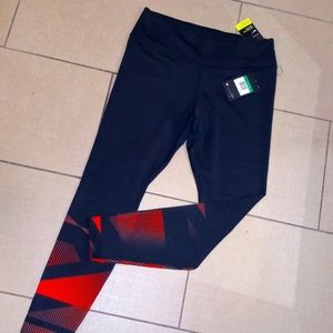 NIKE DRI FIT NWT LEGGINGS